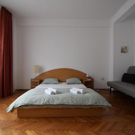 Resedinta Lui Calin - Downtown Park Cismigiu Appartement Boekarest Buitenkant foto