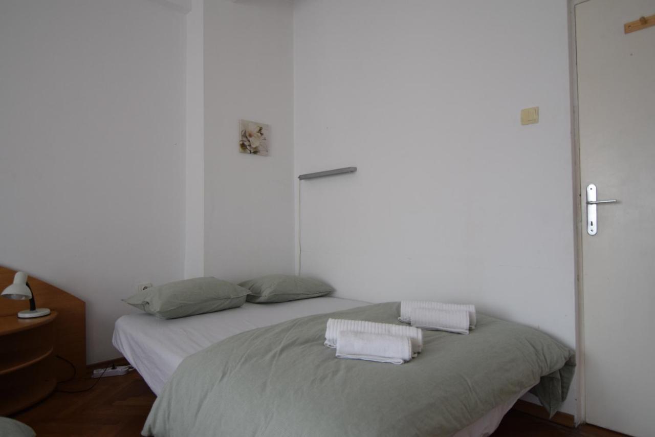Resedinta Lui Calin - Downtown Park Cismigiu Appartement Boekarest Buitenkant foto